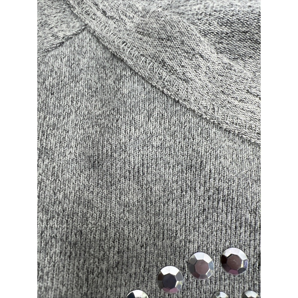 Women's Heather Gray Studded Skull Raglan Sleeve Tee – Charlotte Russe P/p 18" - Picture 12 of 13